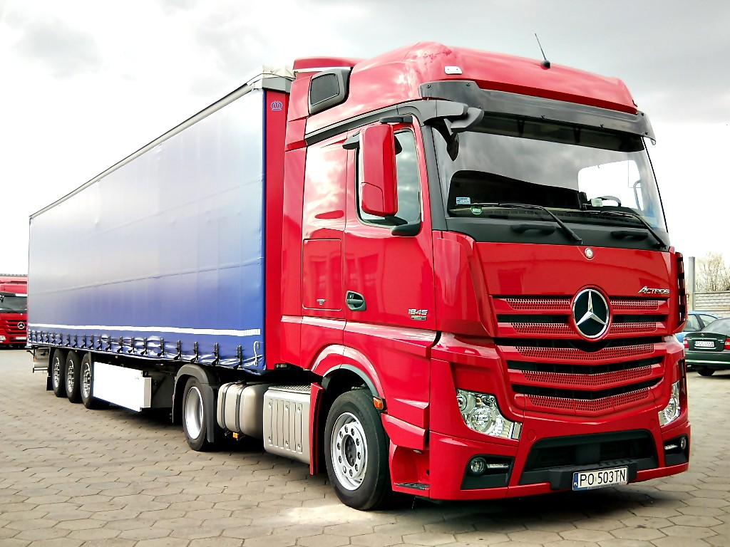 Mercedes Trucks