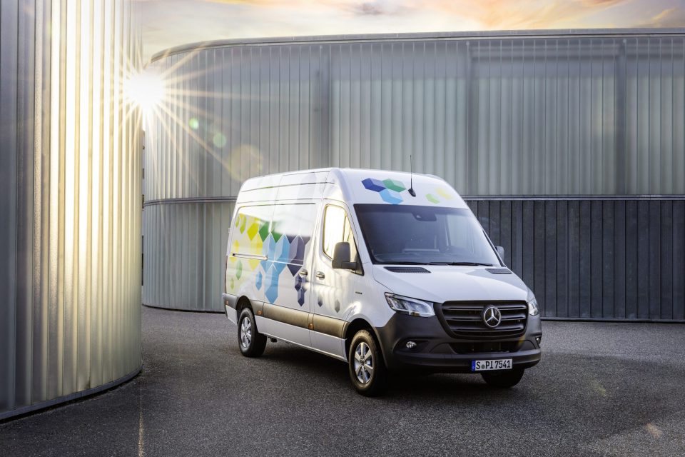 Mercedes eSprinter, entro l'anno arriva la nuova versione | Vado e ...