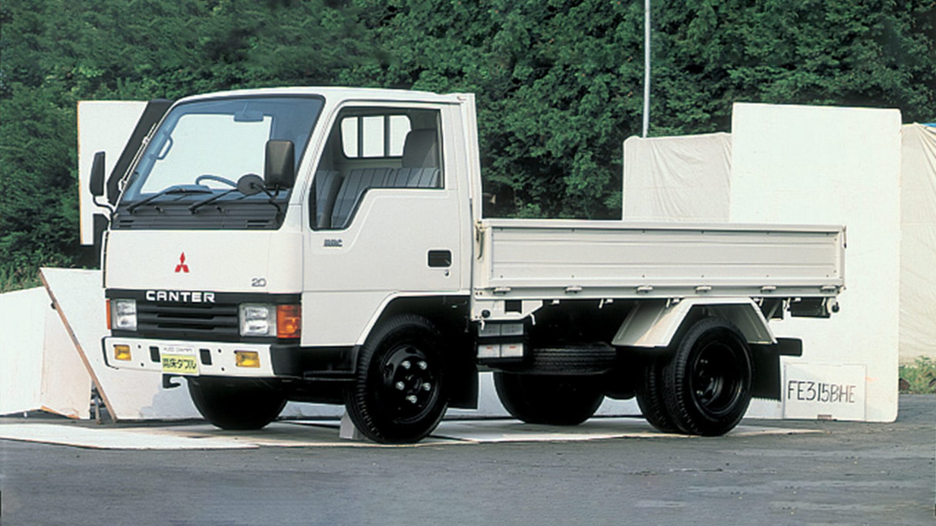 FUSO Canter