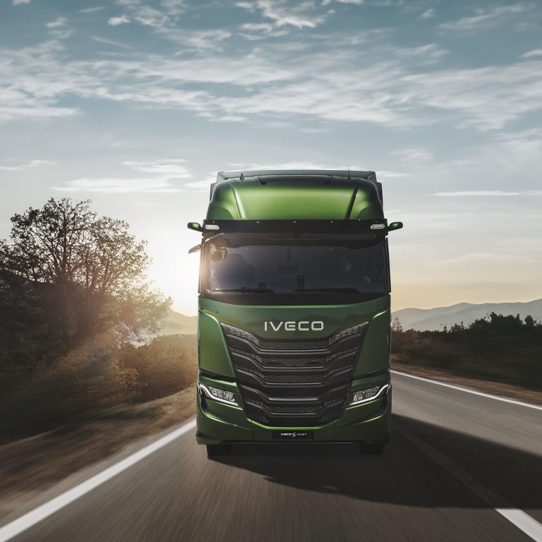Iveco Group e Ford Trucks annunciano una partnership sulle cabine per i ...