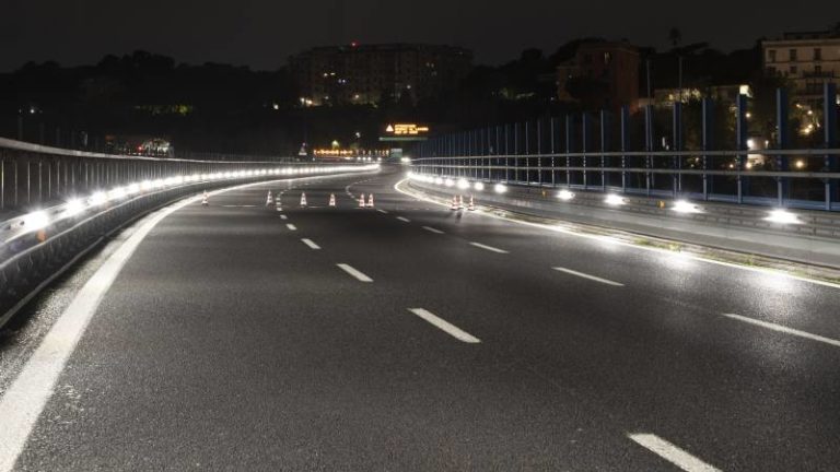 illuminazione radente Autostrade per l'Italia