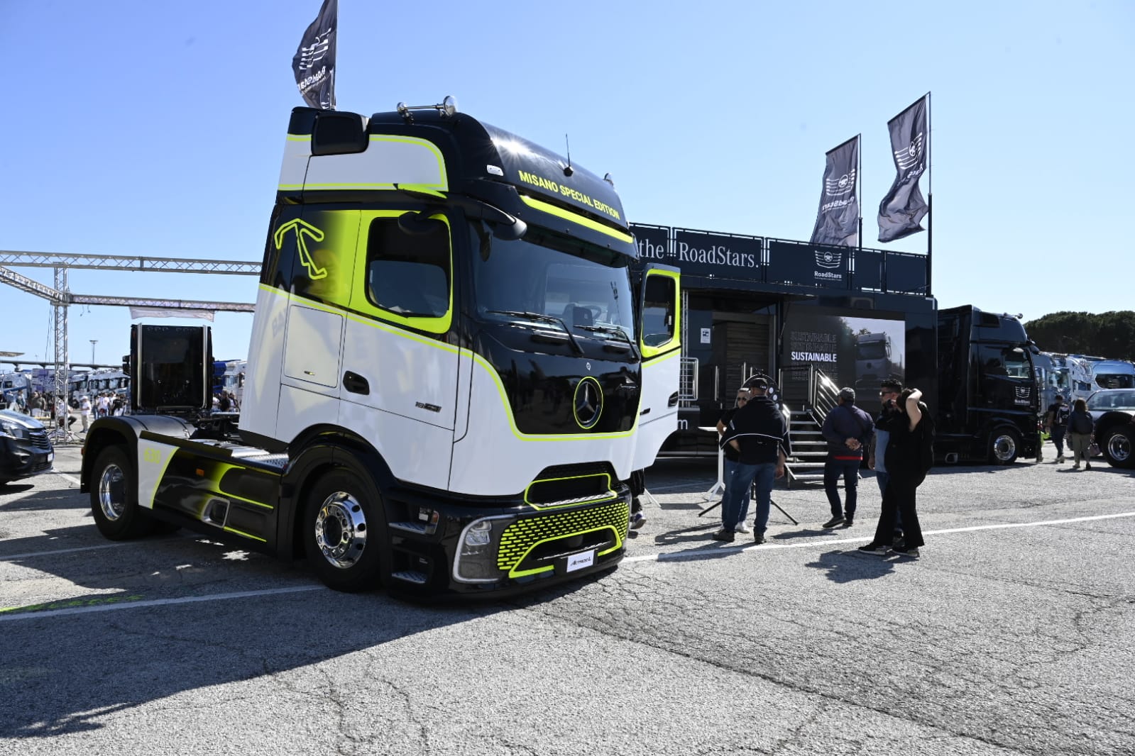 Actros-L-ProCabin_SpecialEdition_11