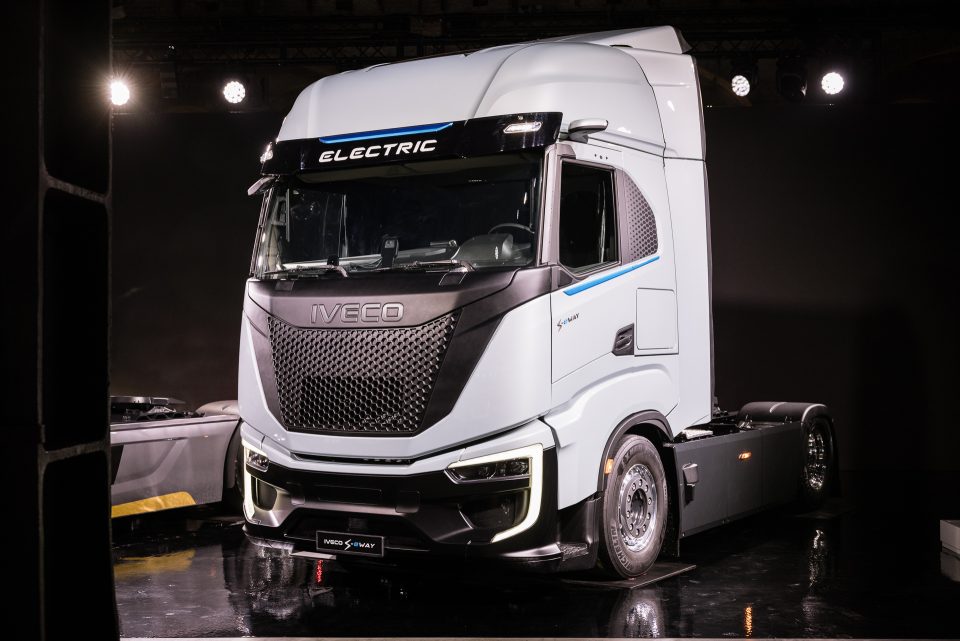 IVECO S-eWay Artic