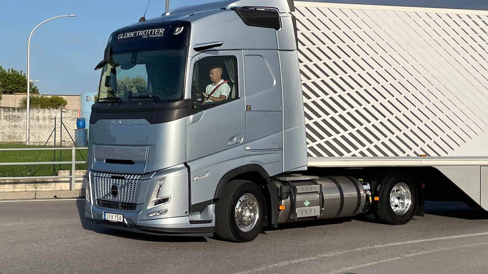volvo-fh-lng-1-low